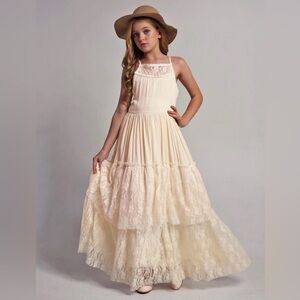 Bibihou Girls full-length Elegant Ivory Lace Dress